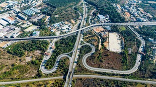 城市立交桥俯瞰景观