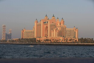 迪拜奢华宫殿酒店景观