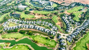 俯瞰绿色住宅小区景观