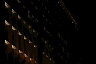 夜晚建筑光影效果