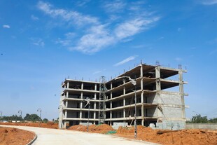 在建多层建筑外观