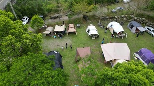 户外露营场景俯瞰