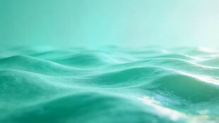 碧波荡漾的宁静海面