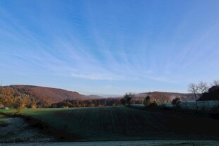 乡村旷野蓝天美景