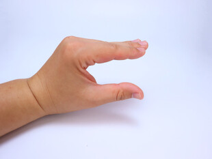 手部特写手呈抓握姿势