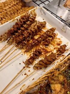 美味烤肉串诱人食欲