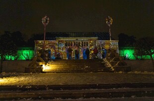 夜晚的绚丽舞台景观