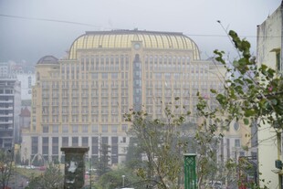 城市中的宏伟建筑