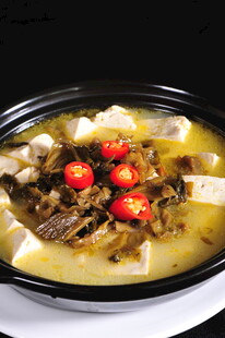 酸菜煲美味诱人