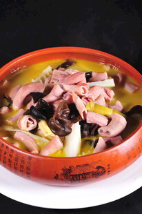 美味小肠   食材丰富