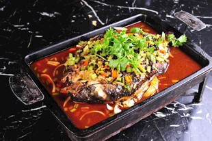 香辣烤鱼舌尖上的美味