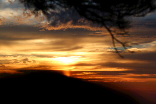 日落时分的美丽天空景色