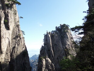 巍峨黄山奇峰景观