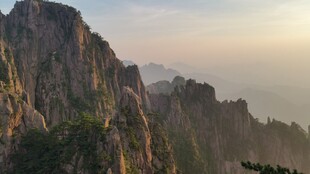 壮丽山景 尽显自然之美