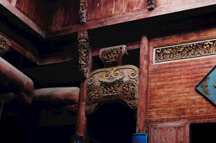 中式古建筑木雕精美细节