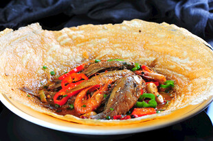 美味海鲜煎饼诱人呈现