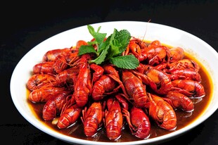 美味香辣小龙虾一盘