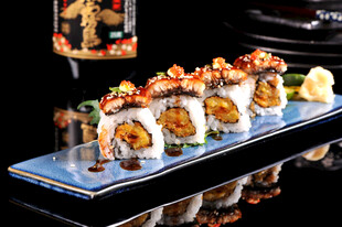 精美寿司拼盘展示