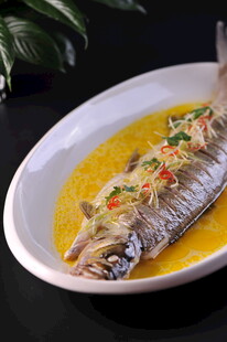 金汤清蒸鱼 鲜香诱人