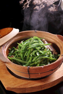 砂煲焖豆角