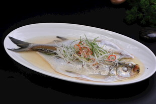 清蒸白鱼