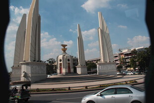 泰国民主纪念碑景观