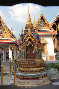 泰国华丽寺庙建筑景观