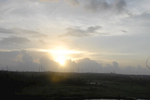 日落时分的天空美景