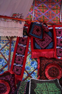 多彩民族风地毯挂毯展示