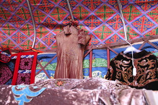 奇幻多彩的艺术装置场景