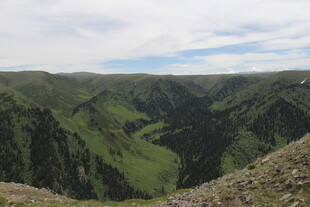 壮丽山谷自然风光