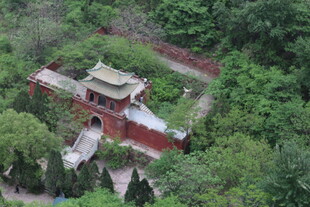 山林中的古建筑景观