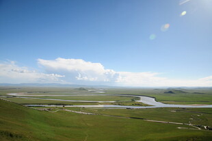 草原风光 蓝天白云下的美景