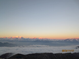 云海之上的绚烂日出