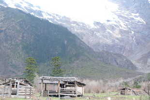 山间木屋 邂逅自然之美