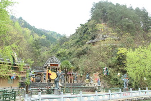 山间古雅建筑景观