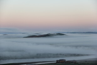 山间云海日出美景