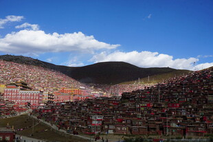 色达佛学院壮观景象