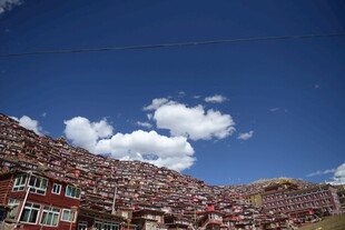 色达佛学院壮观景象