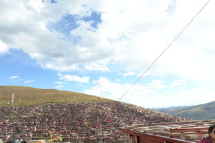 色达佛学院壮观景象