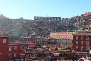 色达佛学院壮观建筑景观