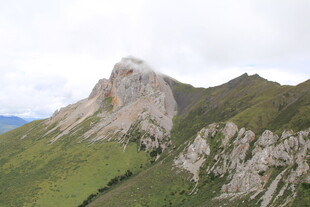巍峨青山 壮丽山峰景观