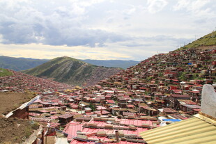 色达佛学院壮观景象