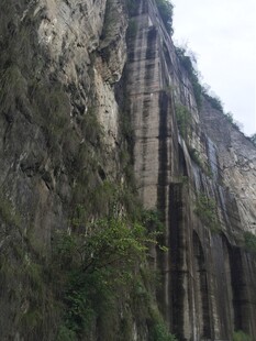 壮观绝壁电梯