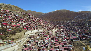 色达佛学院壮观景象