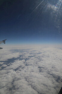 高空俯瞰云海美景