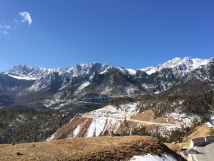 雪山壮美风光