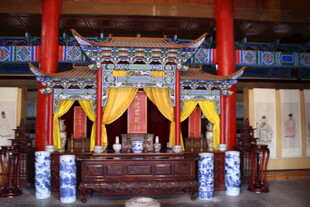 中式古典厅堂内景陈设