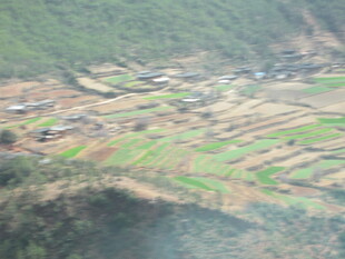 山间梯田村落美景