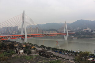 重庆跨江大桥壮丽景观